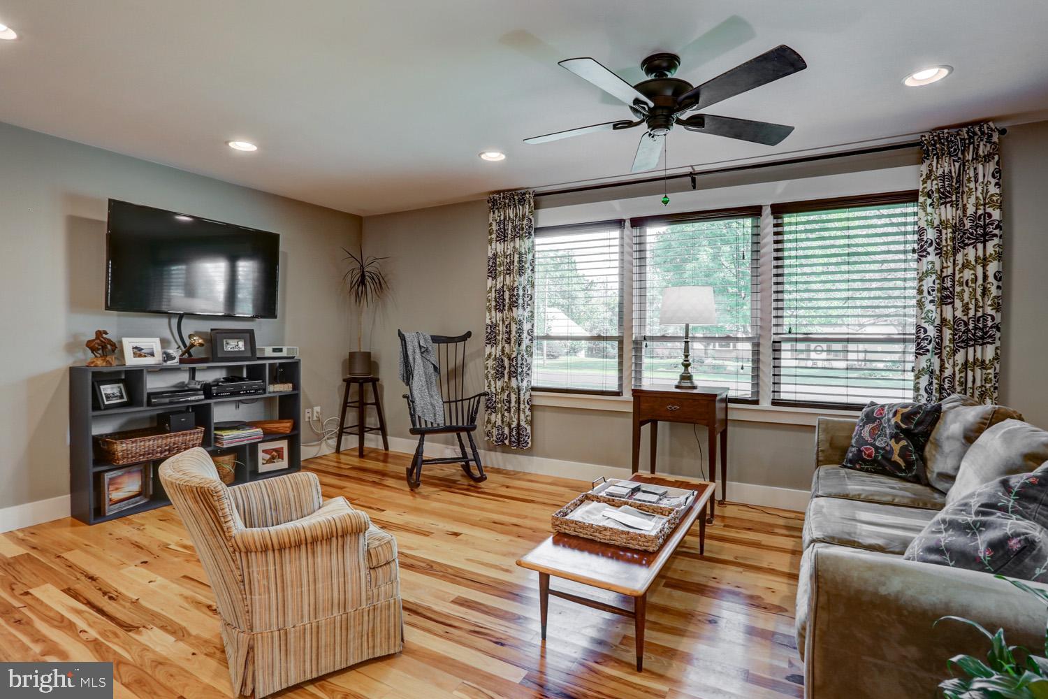 8 Star Lite Drive Lititz, PA 17543 - Photo 4 of 48 Gallery Image 4