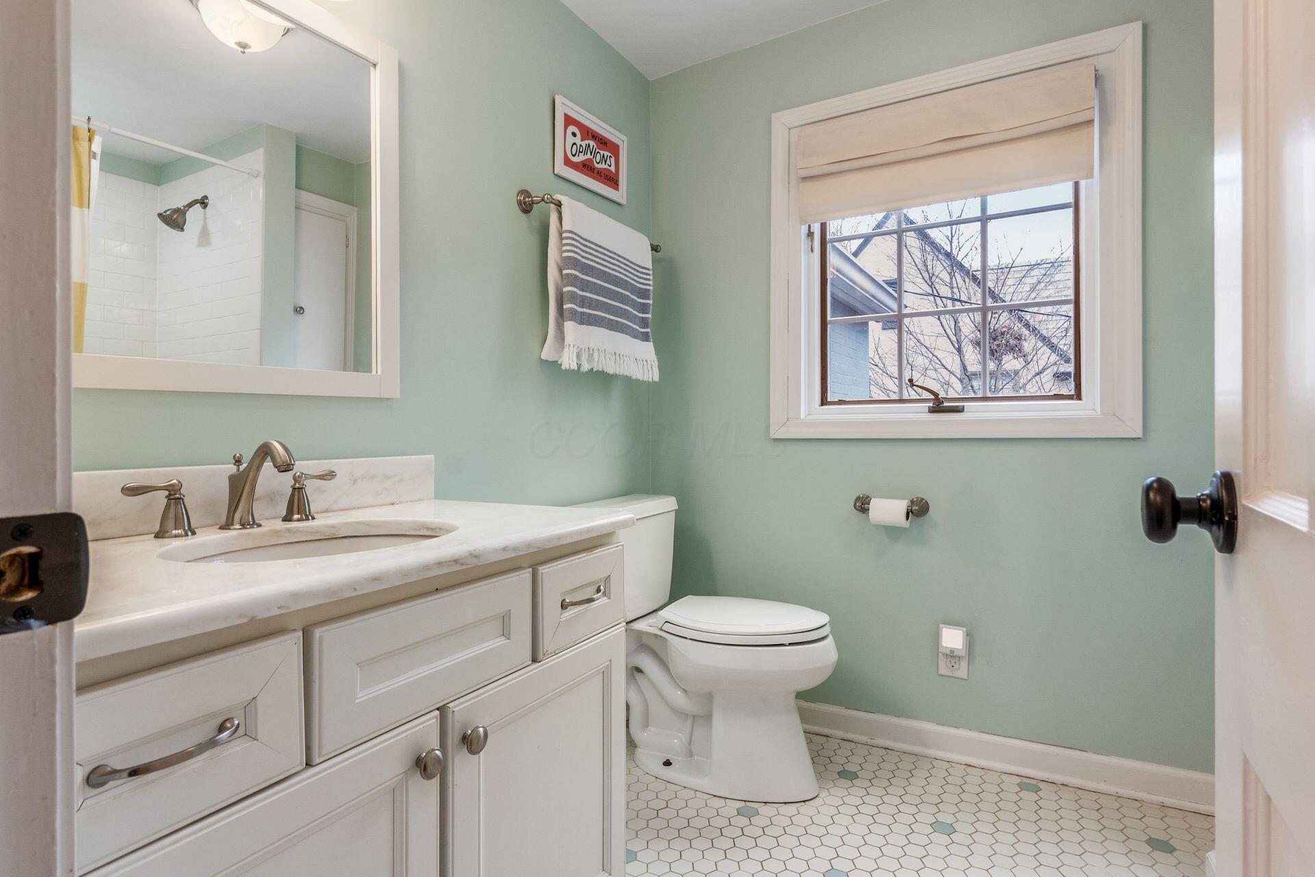 2070 Ellington Road Columbus, OH 43221 - Photo 33 of 63 2nd floor full bath