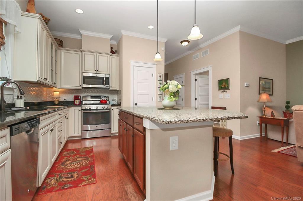 525 Channel Road Lake Wylie, SC 29710 - Photo 15 of 48 Gallery Image 15