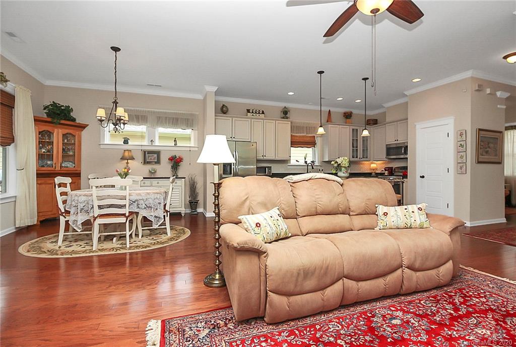 525 Channel Road Lake Wylie, SC 29710 - Photo 26 of 48 Gallery Image 26