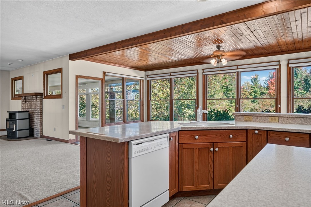 6615 Shilling Road Geneva, OH 44041 - Photo 7 of 49 Gallery Image 7