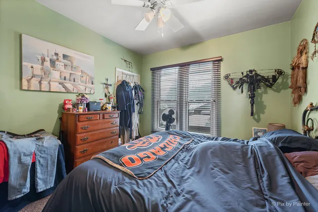 $359,900 | 810 West Galena Boulevard, Aurora, IL 60506