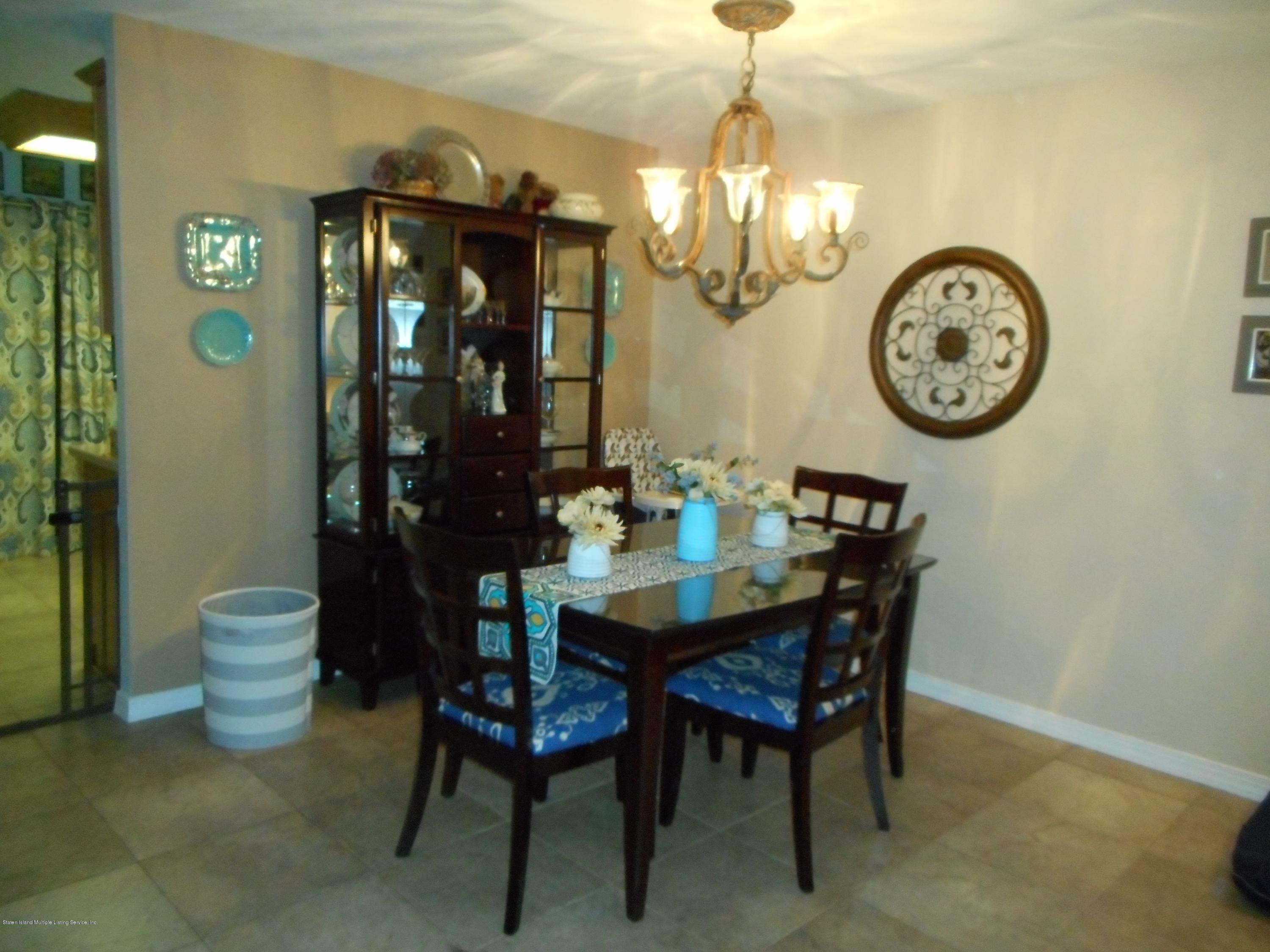 18 Rumson Road Staten Island, NY 10314 - Photo 4 of 19 DSCN0019