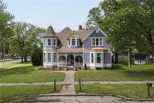 $239,999 | 303 North 8th Street, Fredonia, KS 66736