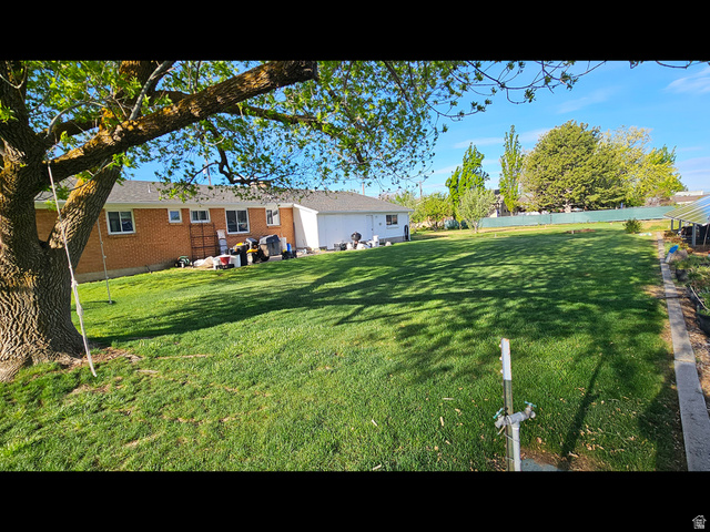 2132 West 800 North Clinton, UT 84015 - Photo 9 of 13