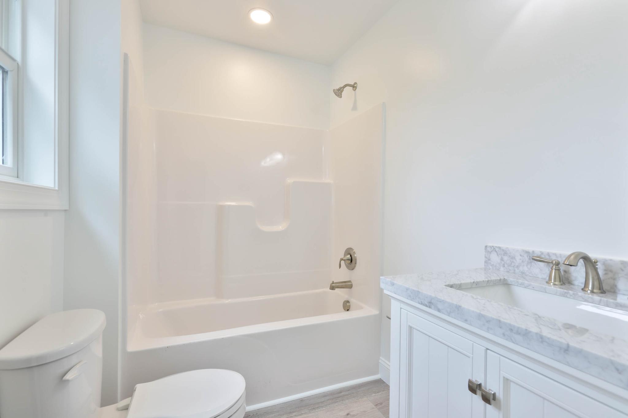 7919 Roxbury Road Newburg, PA 17240 - Photo 23 of 26 Upper floor full Bath
