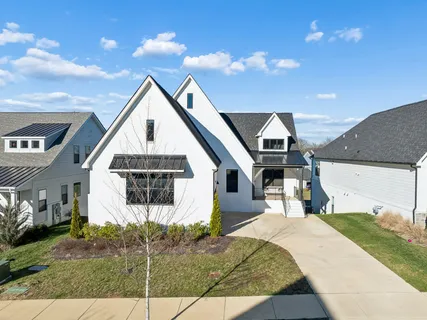$880,000 | 3020 Whitstable Court, Thompson's Station, TN 37179