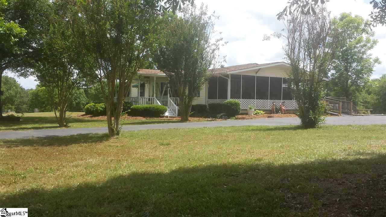 115 Barnett Road Campobello, SC 29322 - Photo 3 of 19