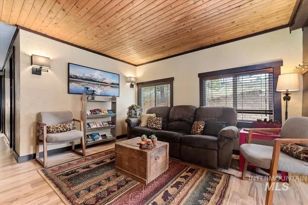 $189,500 | 90 Messick Lane, Garden Valley, ID 83622
