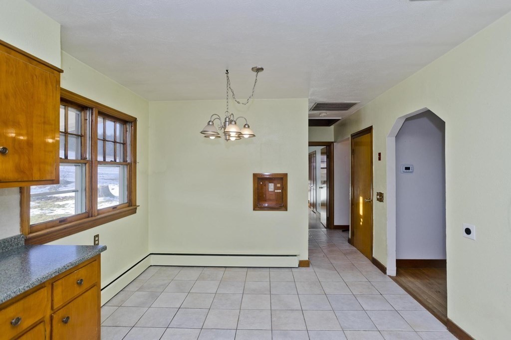 199 Labelle Street West Springfield, MA 01089 - Photo 8 of 21 Gallery Image 8