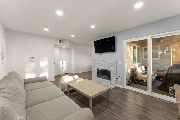 $599,900 | 5470 Copper Canyon Road, Unit 2C, Yorba Linda, CA 92887