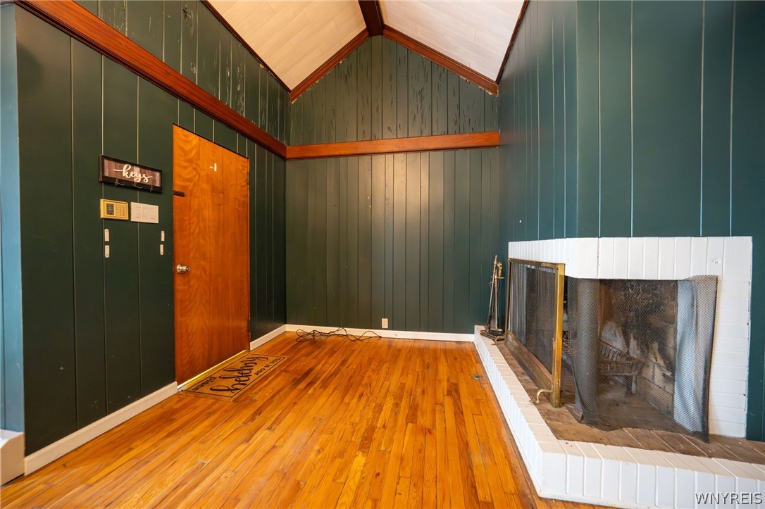 260 South Forest Road Amherst, NY 14221 - Photo 13 of 43