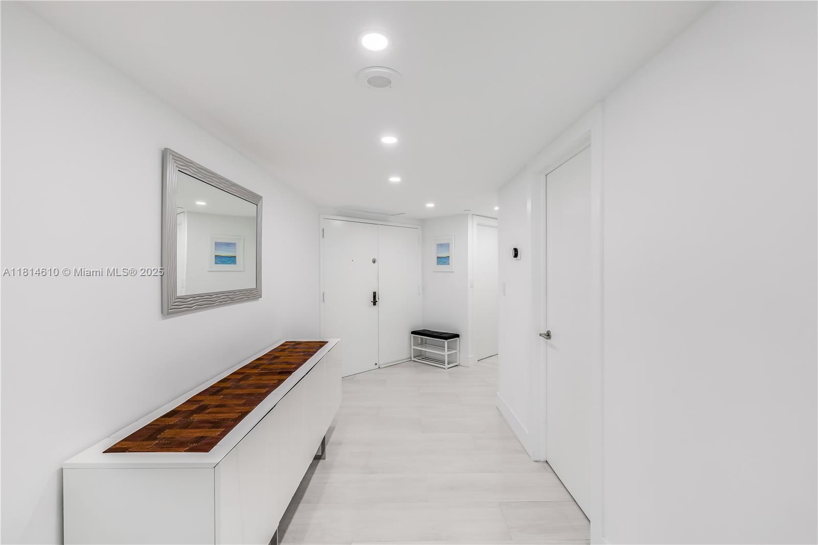 8855 Collins Avenue, Unit 4G Surfside, FL 33154 - Photo 20 of 39