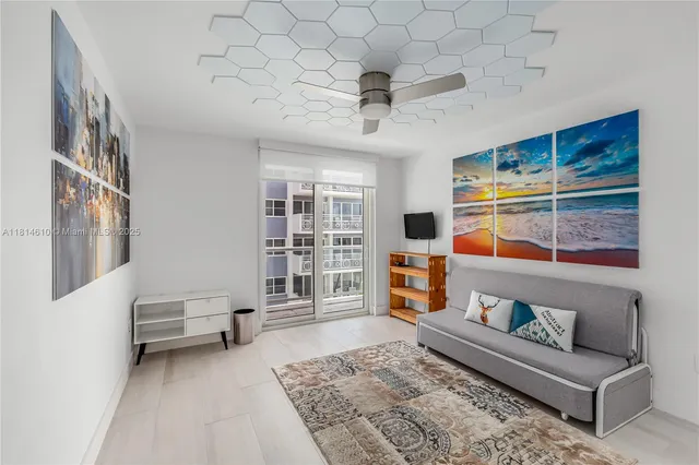 $1,495,000 | 8855 Collins Avenue, Unit 4G, Surfside, FL 33154