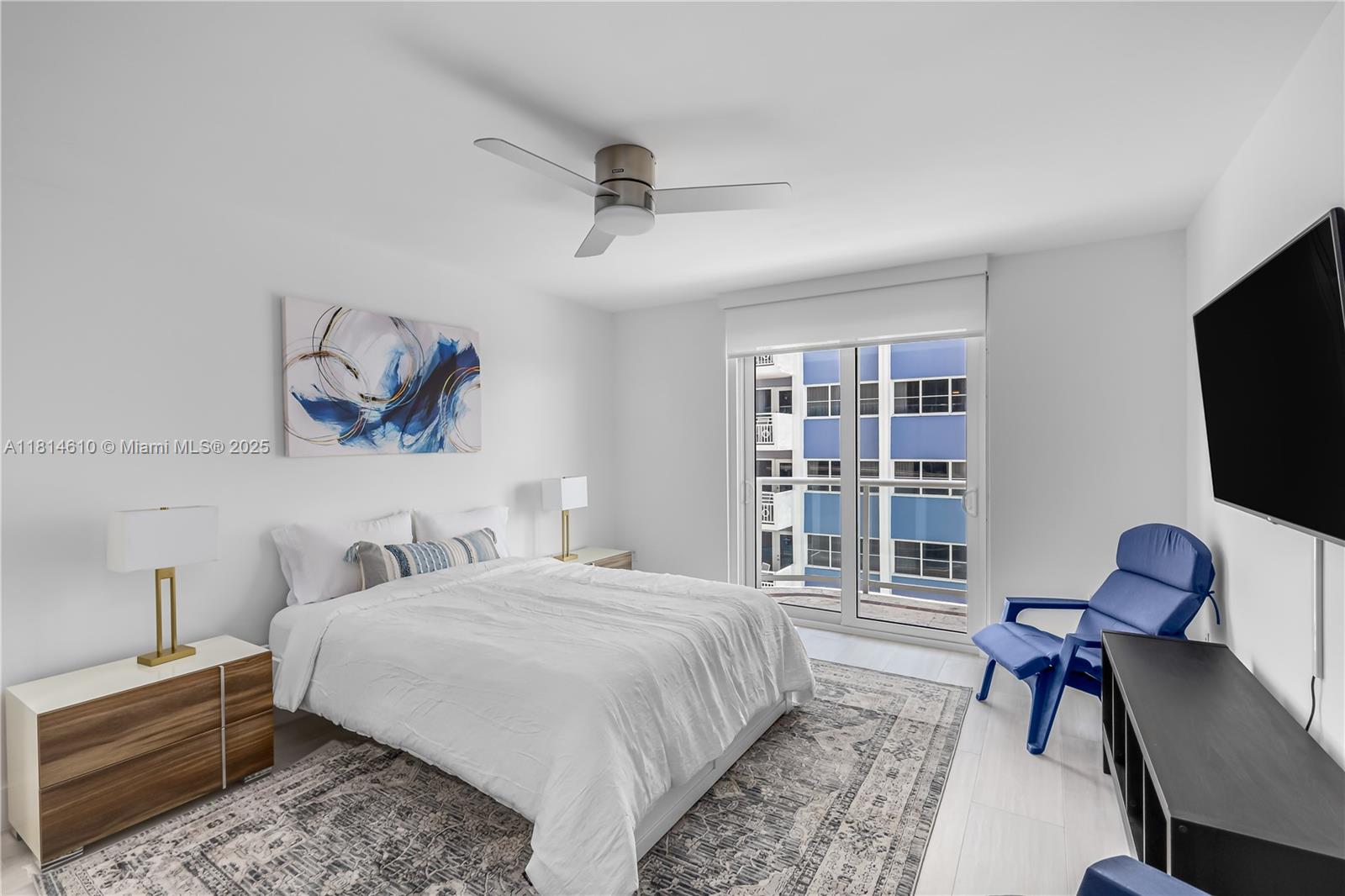 8855 Collins Avenue, Unit 4G Surfside, FL 33154 - Photo 25 of 39