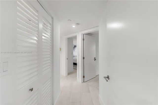 $1,495,000 | 8855 Collins Avenue, Unit 4G, Surfside, FL 33154