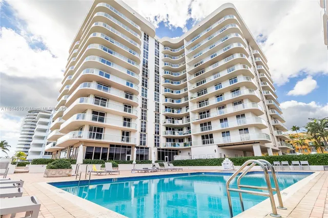 $1,495,000 | 8855 Collins Avenue, Unit 4G, Surfside, FL 33154