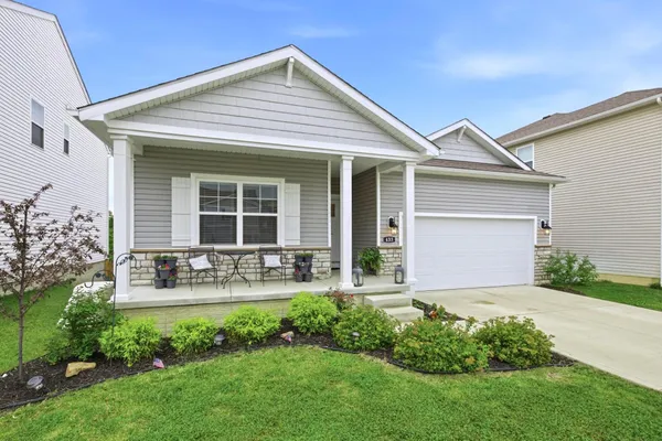 $429,888 | 433 Sandburg Drive, Lithopolis, OH 43136