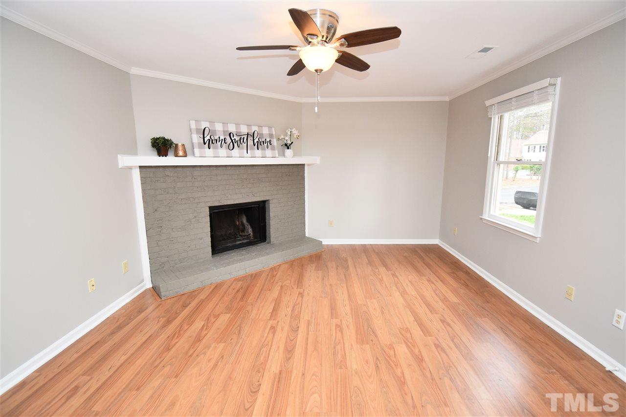 5643 Hamstead Crossing Raleigh, NC 27612 - Photo 5 of 30