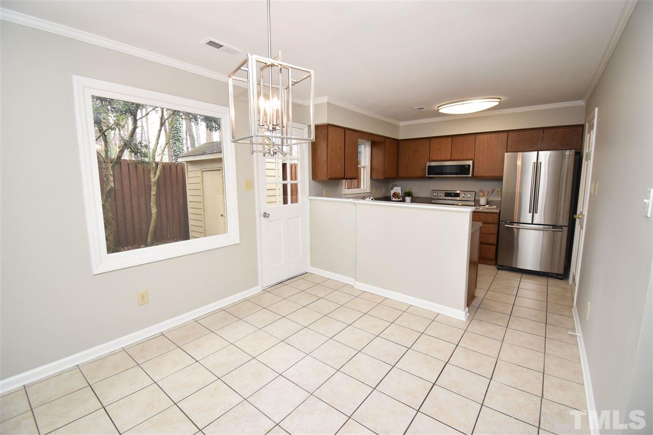 5643 Hamstead Crossing Raleigh, NC 27612 - Photo 8 of 30