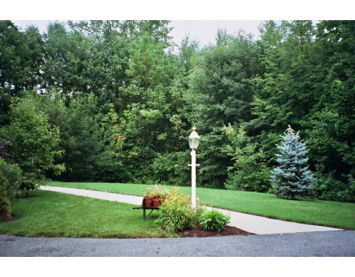 516 Springs Road Bedford, MA 01730 - Photo 3 of 3 Gallery Image 3