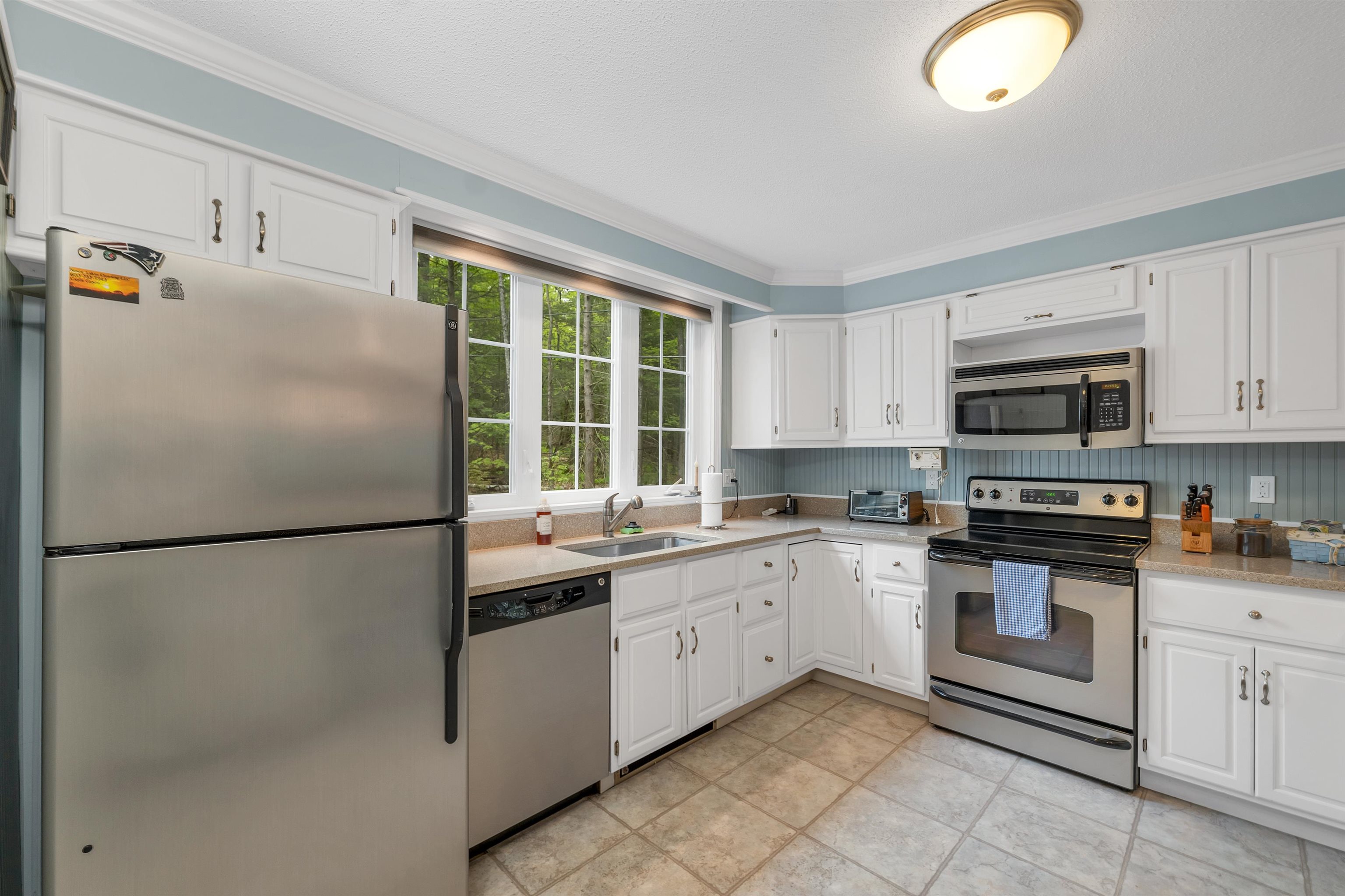 40-21 Harbor Way, Unit 21 Wolfeboro, NH 03894 - Photo 10 of 27