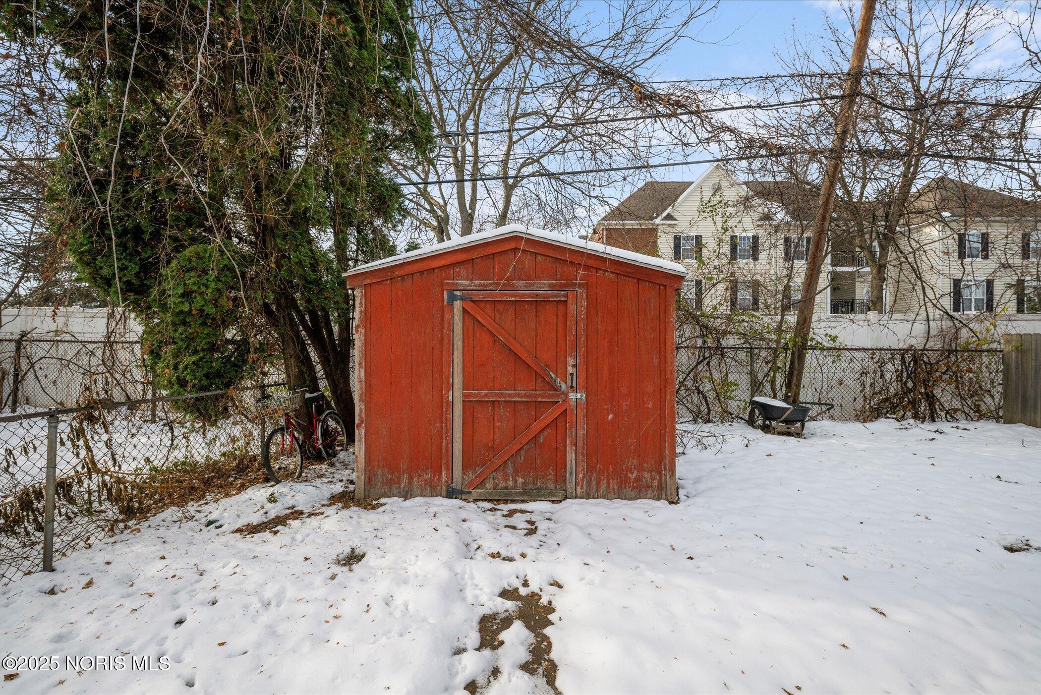 1743 Kensington Road Toledo, OH 43607 - Photo 30 of 34 30-DSC_5965