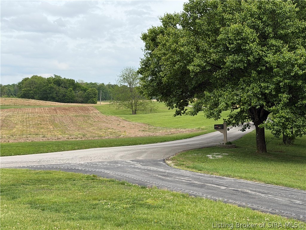 566 West Shanks Hill Road Pekin, IN 47165 - Photo 4 of 47