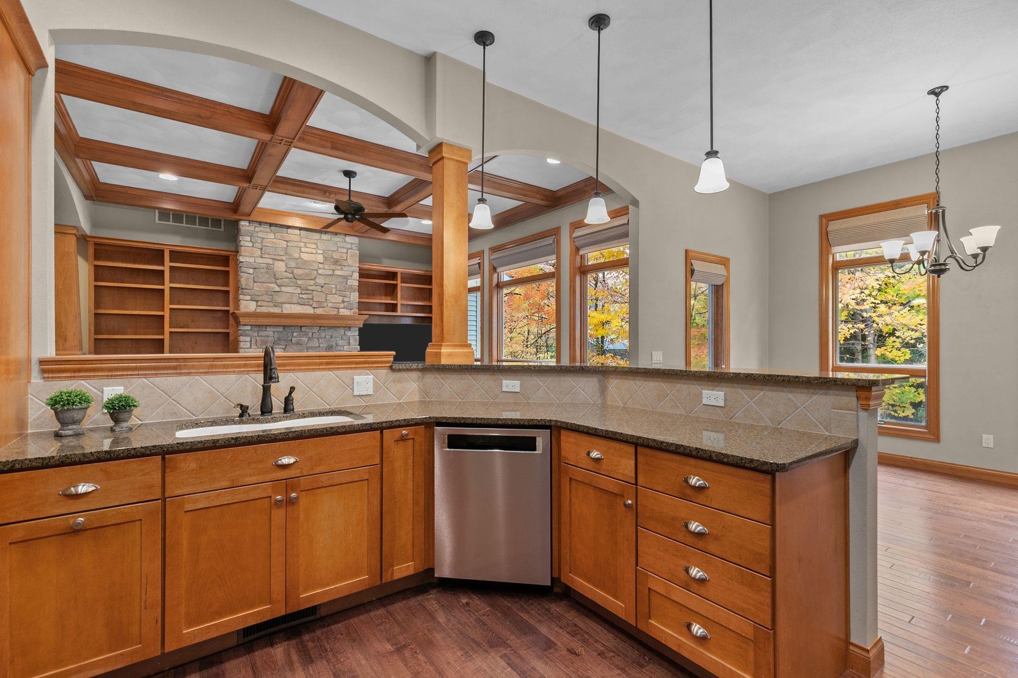 592 Cornrow Lane Combined Locks, WI 54113 - Photo 5 of 65