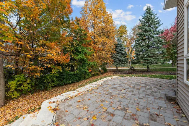 $659,900 | 592 Cornrow Lane, Combined Locks, WI 54113