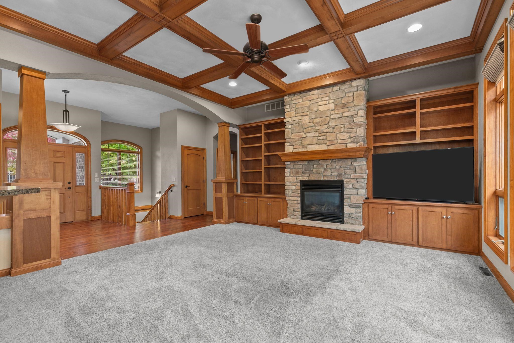 592 Cornrow Lane Combined Locks, WI 54113 - Photo 6 of 65