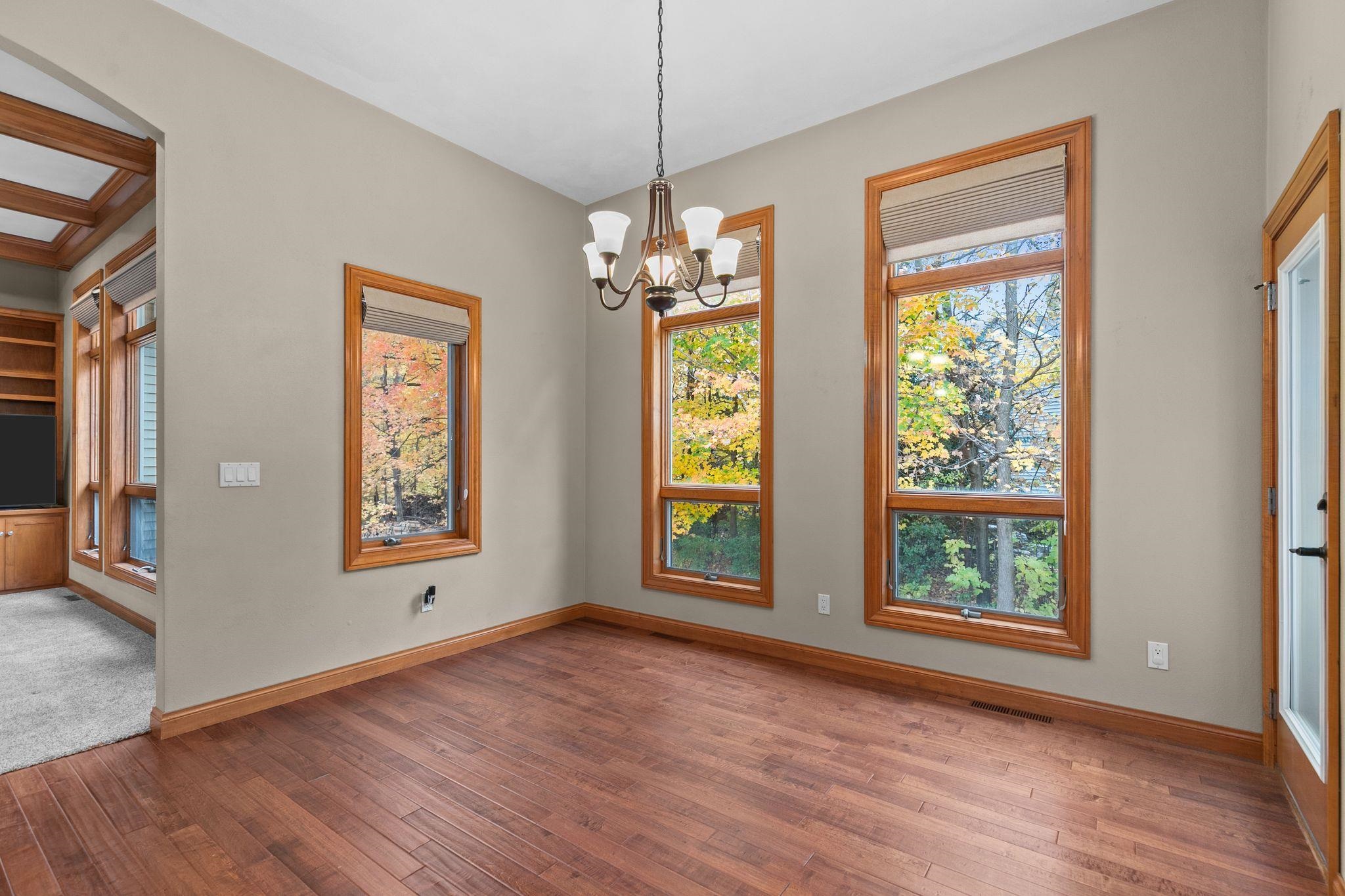 592 Cornrow Lane Combined Locks, WI 54113 - Photo 10 of 65