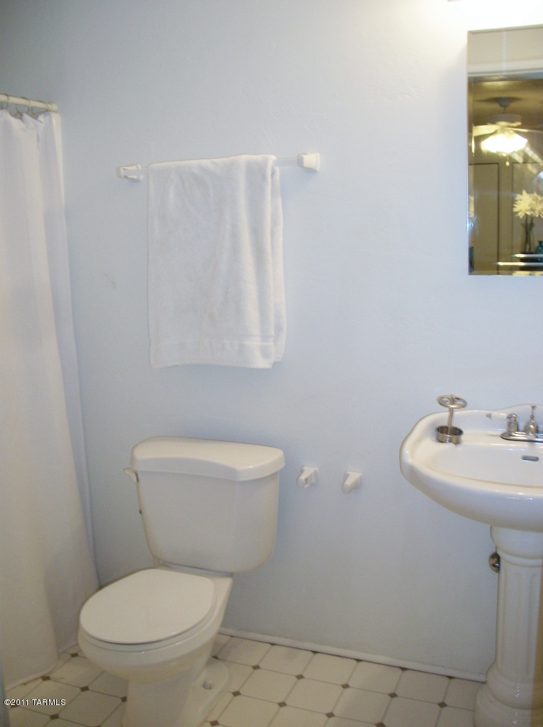 528 South Country Club Road Tucson, AZ 85716 - Photo 25 of 36