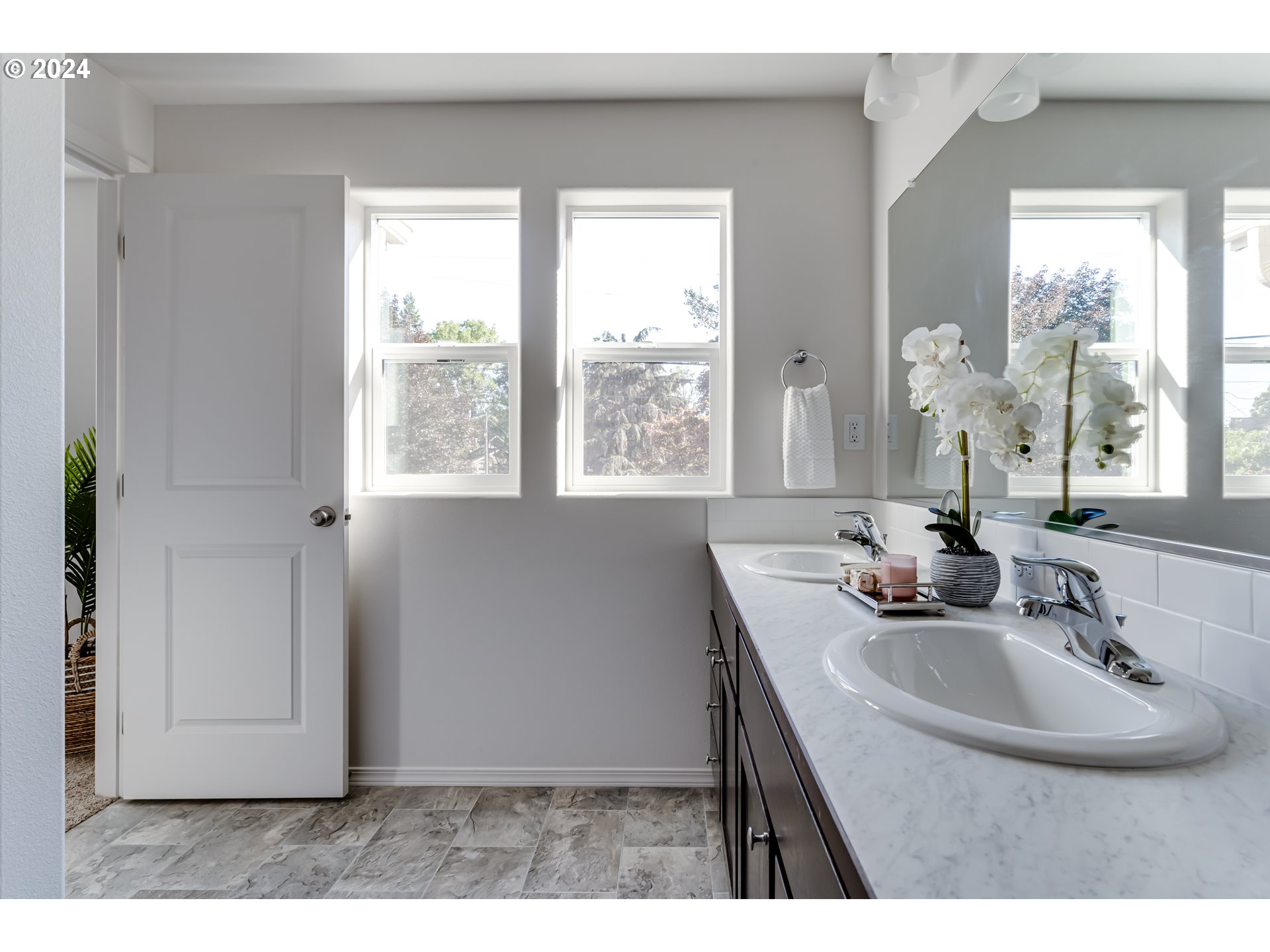 2335 Sandy Drive Eugene, OR 97401 - Photo 14 of 28