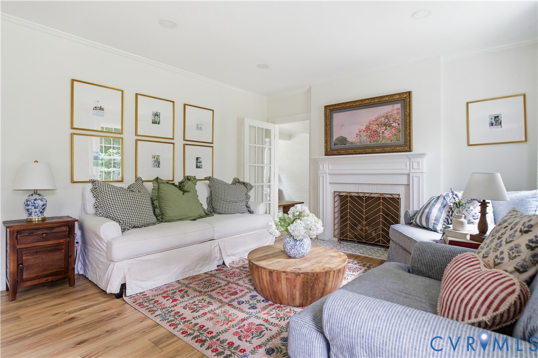 7200 Three Chopt Road Richmond, VA 23226 - Photo 7 of 48 Living space featuring a white painted fireplace w