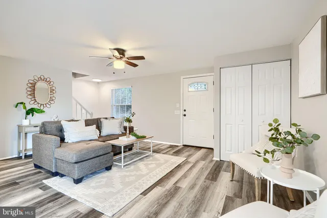 $214,900 | 22 Fox Run Court, Unit C, Reisterstown, MD 21136