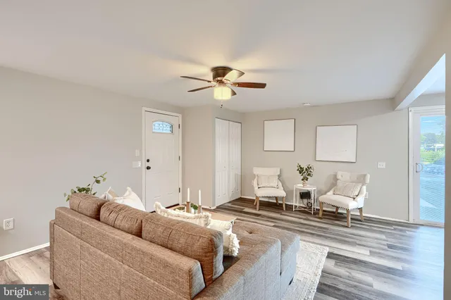 $214,900 | 22 Fox Run Court, Unit C, Reisterstown, MD 21136