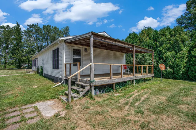 $375,000 | 68715 66th Avenue, Watervliet, MI 49098