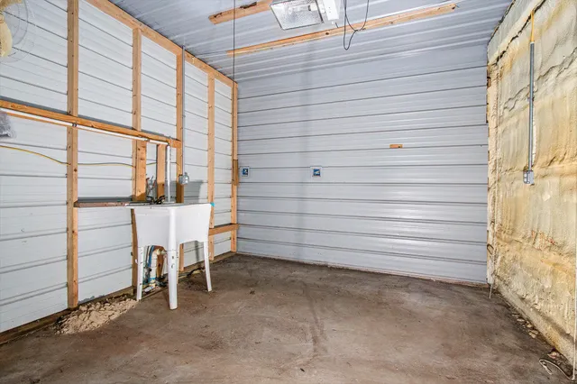 $375,000 | 68715 66th Avenue, Watervliet, MI 49098