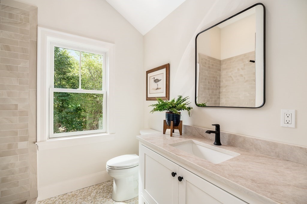 5 Samoset Road, Unit A Gloucester, MA 01930 - Photo 23 of 41