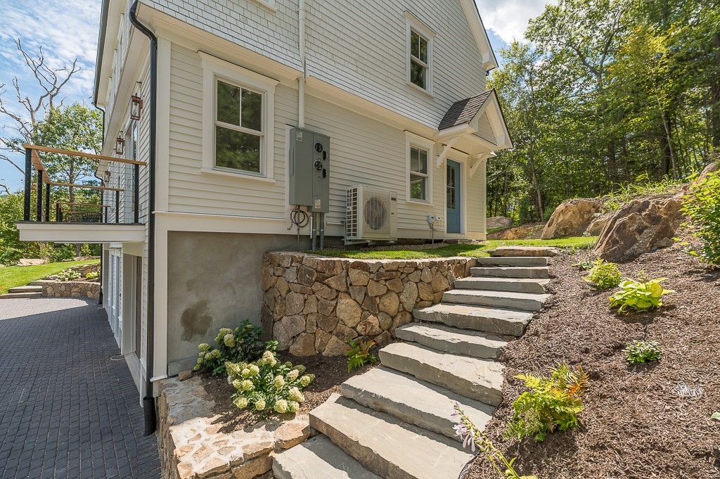 5 Samoset Road, Unit A Gloucester, MA 01930 - Photo 37 of 41