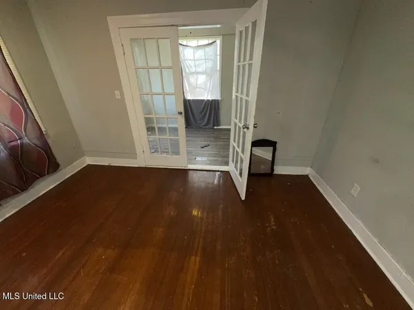 $84,900 | 433 East Ridgeway Street, Jackson, MS 39206