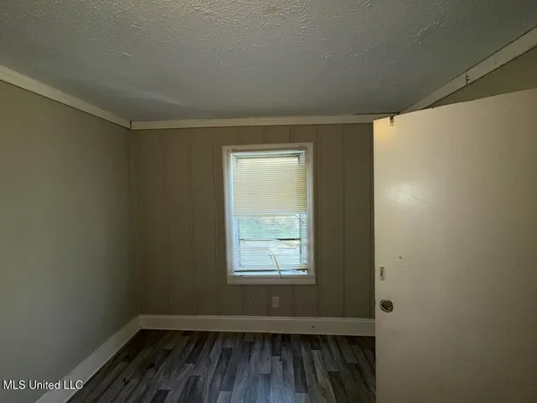 $84,900 | 433 East Ridgeway Street, Jackson, MS 39206