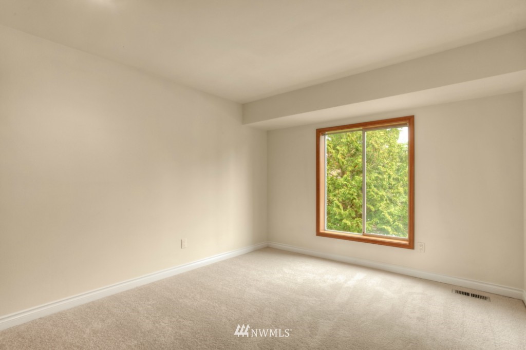 32823 10th Place Southwest Federal Way, WA 98023 - Photo 19 of 21