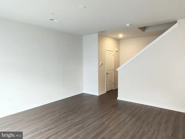 $2,999 | 3 Wafer Alley, Unit B, Bridgeport, PA 19405