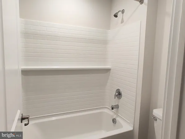 $2,999 | 3 Wafer Alley, Unit B, Bridgeport, PA 19405