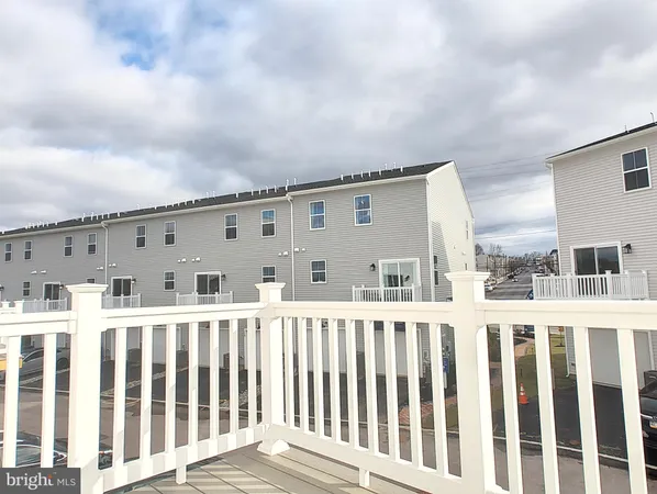 $2,999 | 3 Wafer Alley, Unit B, Bridgeport, PA 19405