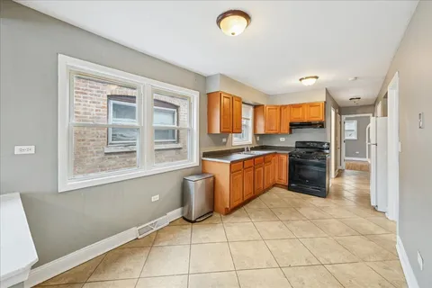 $150,000 | 11709 South Peoria Street, Chicago, IL 60643