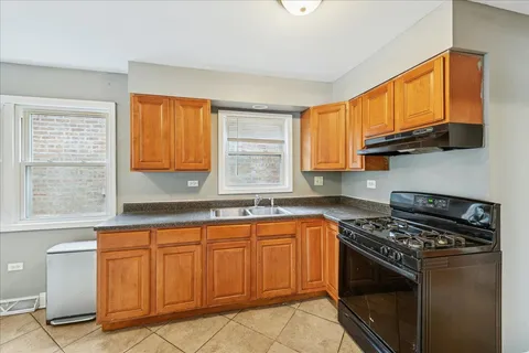 $150,000 | 11709 South Peoria Street, Chicago, IL 60643