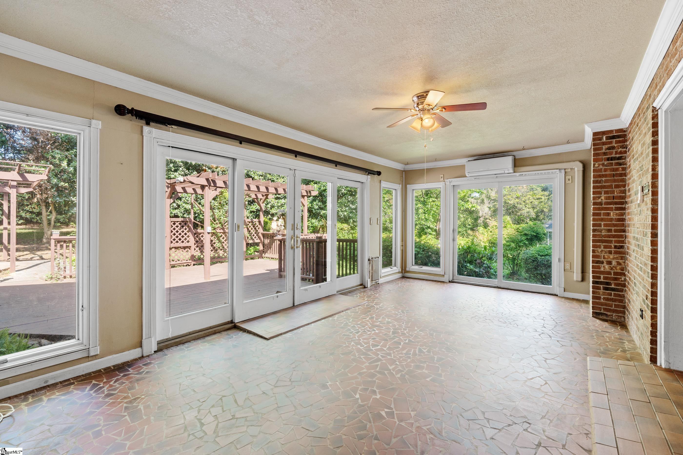 403 Laurel Road Easley, SC 29642 - Photo 28 of 34